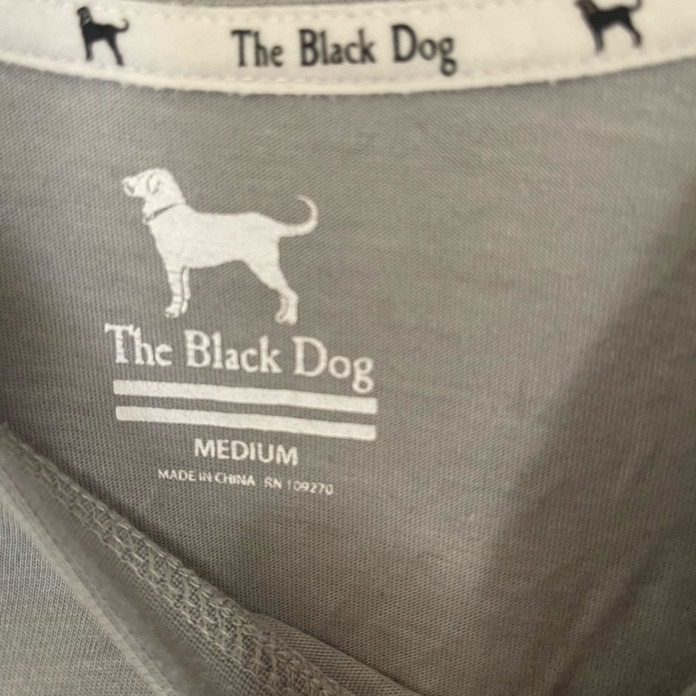The Black Dog size Medium men’s gray tshirt SS - Picture 5 of 5